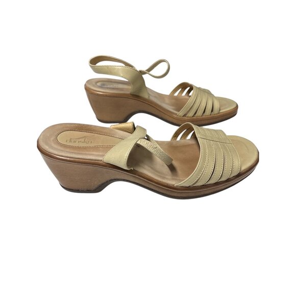 Dansko Womens Beige Leather Open-Toe Sandals With Strappy Design & Adjustable St - Picture 5 of 10